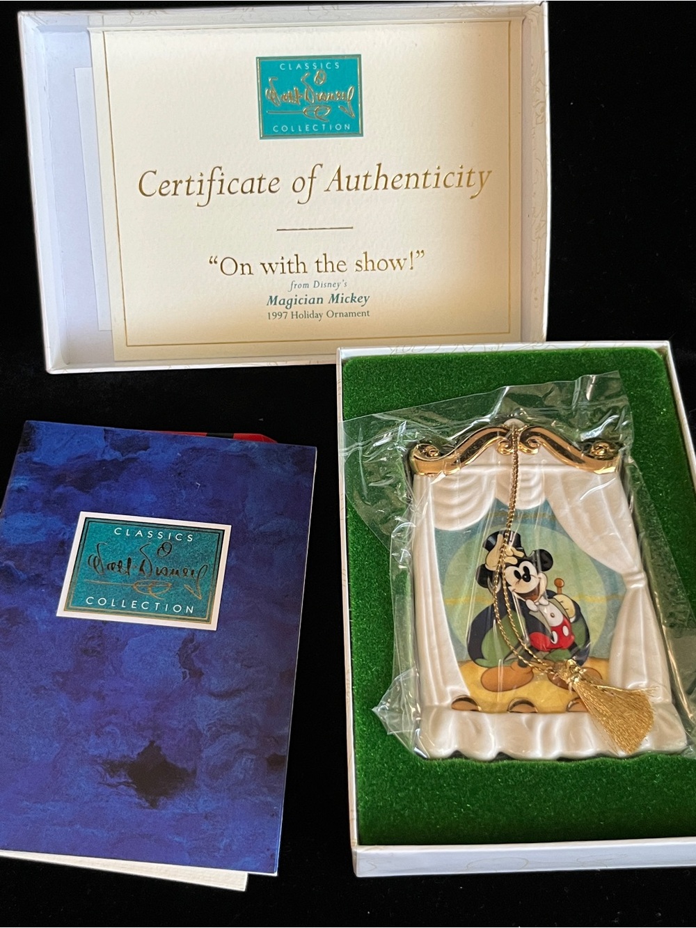 Walt Disney Collector Society 1997 Ornament Mickey Mouse ON WITH THE SHOW